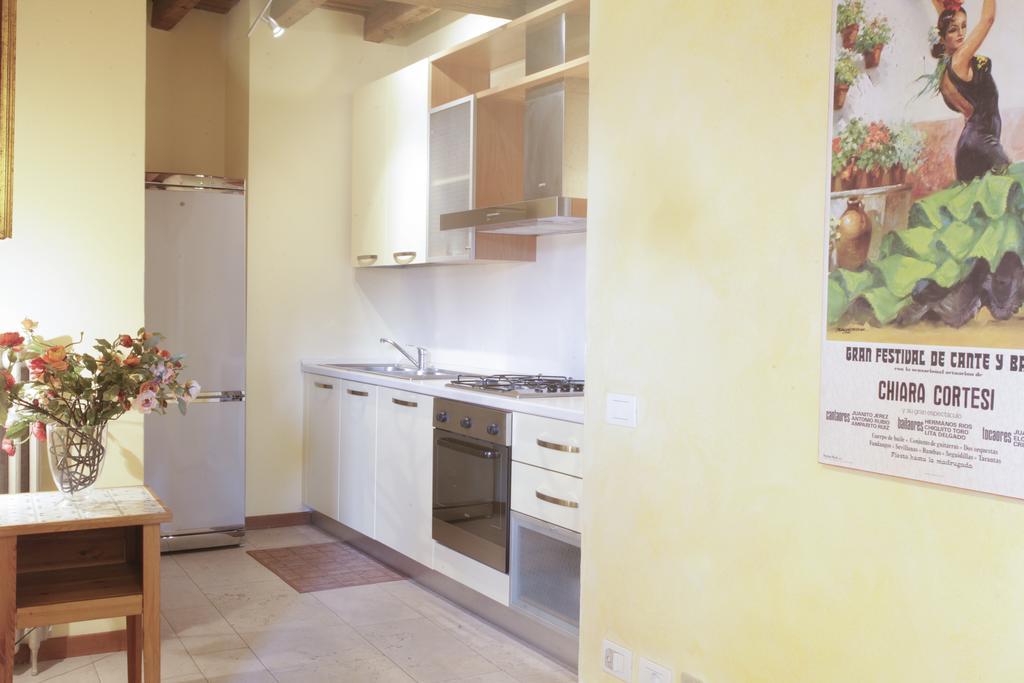 La Corte Antica Lejlighed Bergamo Værelse billede